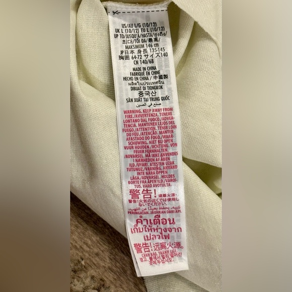 Star Wars: Women of the Galaxy Collection Features –Girls’ Size Large (10–12) - Picture 8 of 10